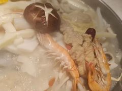 -三人行骨头王火锅(长寿店)