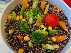 -水桶王国主题餐厅·聚会·生日派对·亲子活动·家庭套餐(亚龙湾希尔顿店)