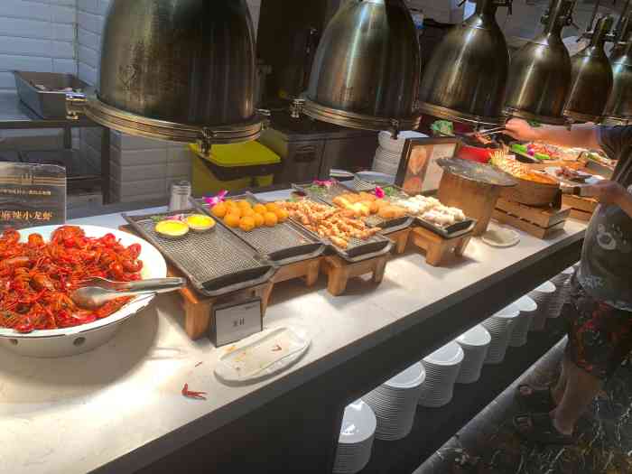 加餐海鲜自助(宝龙广场店)-"第二次来吃,对自己的食量实在是不敢恭维