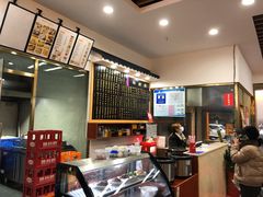-裕新楼粉面馆·石磨手工粉(四方坪店)