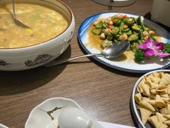 -隆喜元鱼汤包·海鲜(中联广场店)