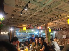 大堂-三个大叔东北烧烤·砂锅菜(西三旗店)