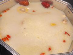 -新草堂锅物料理(泉城路店)