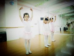 少儿形体-雅米拉艺术中心(少儿舞蹈培训)