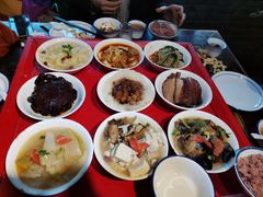 -蓝田九大碗民俗食府(蓝田店)