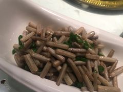 -坛宗剁椒鱼头(河西王府井店)