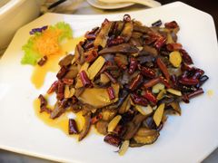 -蔼若春.传承三十年云南菜(金碧公园店)