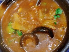 沙锅鱼翅-新加坡泰国村酒楼(五角场店)