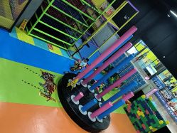 点击看大图 -蹦贝运动中心·蹦床·攀岩·闯关(龙岗店)