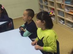 -瑞思少儿中心·少儿英语素养启蒙(勒泰直营校区)