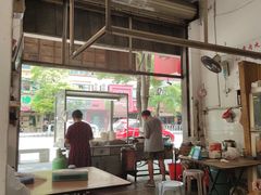 -潮镇老尾牛杂(环城西路店)