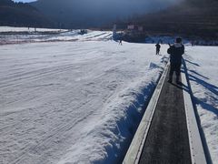 -济南卧虎山滑雪场