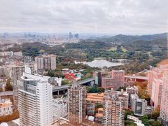 -广州中心皇冠假日酒店·汇点大堂吧