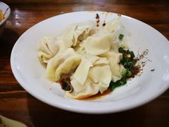 豆瓣抄手-新繁牛肉豆花(都江堰店)