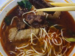 -牛吃草牛肉面(甬港南路店)