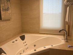 -青岛城阳宝龙福朋喜来登酒店