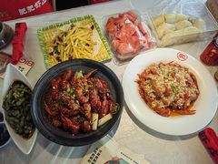 -肥肥虾庄·金牌油焖大虾(沙湖店)
