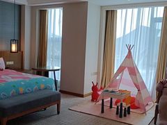 -三岔湖环球融创天堂洲际酒店水乐园