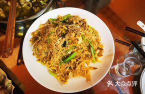 Seafood Fried Rice Noodles