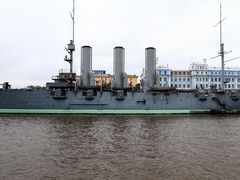 -阿芙乐尔号巡洋舰