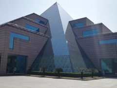 -上海市龙华烈士陵园