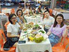 -庆余生平价生猛海鲜(海棠湾林旺夜市店)