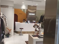 -Her Sight设计师女装集合店(静安华山路店)