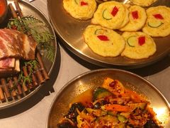 -草家酱蟹炭火烤肉店(珲春南路一店)