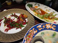 -粤·向群饭店(麓景路店)
