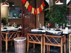 大堂-围炉·川味鲜货火锅(万达珍珠坊店)