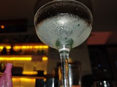 -Mx.cocktail bar