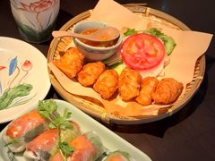 -大头虾越式风味餐厅(光明广场店)