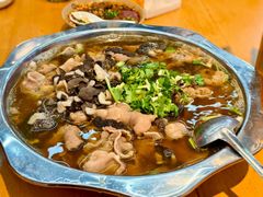 跷脚牛肉-谢老五跷脚牛肉·非遗传承店
