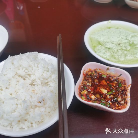 家明川菜豆花饭店