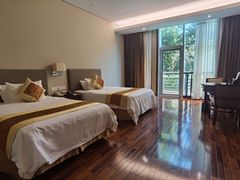 -绍兴鉴湖君澜大酒店