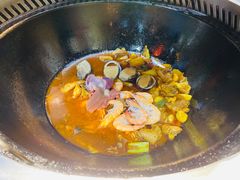 -锅来乐地锅鸡(安亭店)