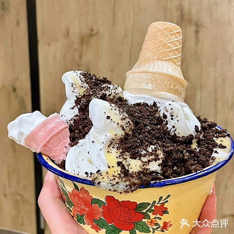 麦当劳绝了！实现免费麦旋风自由🆓自带碗不装满不走❗️