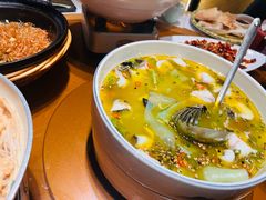 -自己人·宜昌菜(水悦城店)