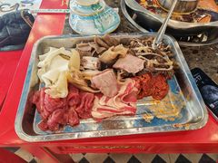 -金鼎雪山牦牛杂火锅(理县总店)