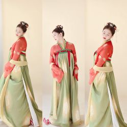 -青禾蒙娜丽莎婚纱摄影(武汉总店)