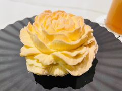 -潮一不贰·法式甜品·生日蛋糕·西式简餐(外滩店)