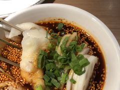 红油脱骨鸡爪-太二酸菜鱼(沈阳万象城店)