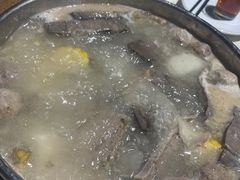 -聚鲜港（五洞）牛肉自选火锅