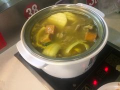 -百品聚旋转火锅(万德庄店)
