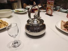 -乔家小院•本地小海鲜•非遗驴肉(万年泉路店)