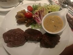 -斗牛士牛排(南京东路店)