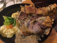-LENBACH兰巴赫西餐啤酒坊(大连星海广场店)