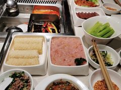-海底捞火锅鲜切牛肉主题店(长寿路店)