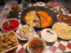 -赵美丽重庆火锅(西安直营总店)