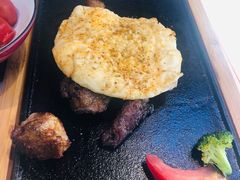-鸣记脆皮烤鱼·海鲜烤鱼(三八广场店)